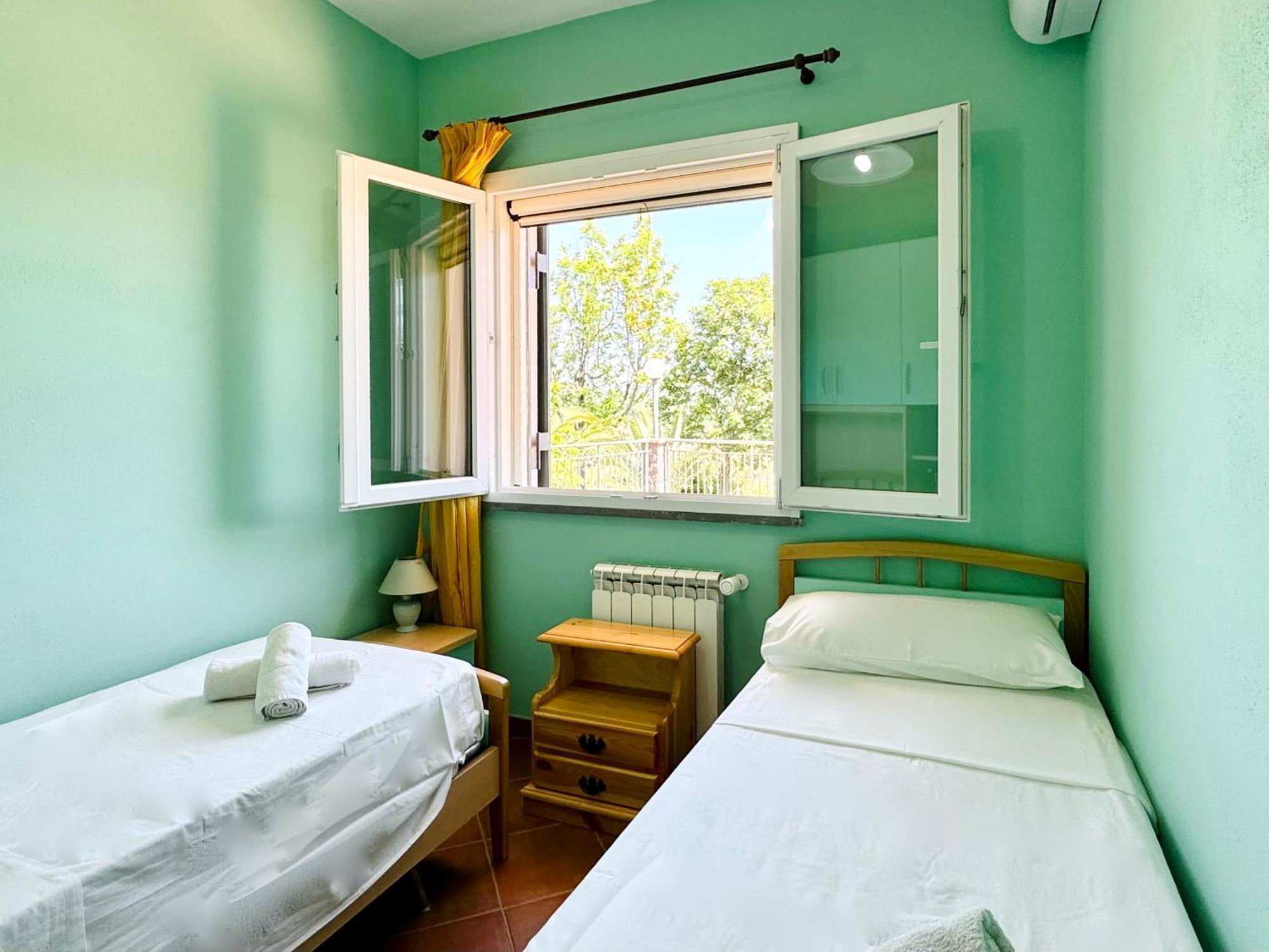Villa Melany Casa Vacanza 皮耶迪蒙泰埃特内奥 外观 照片